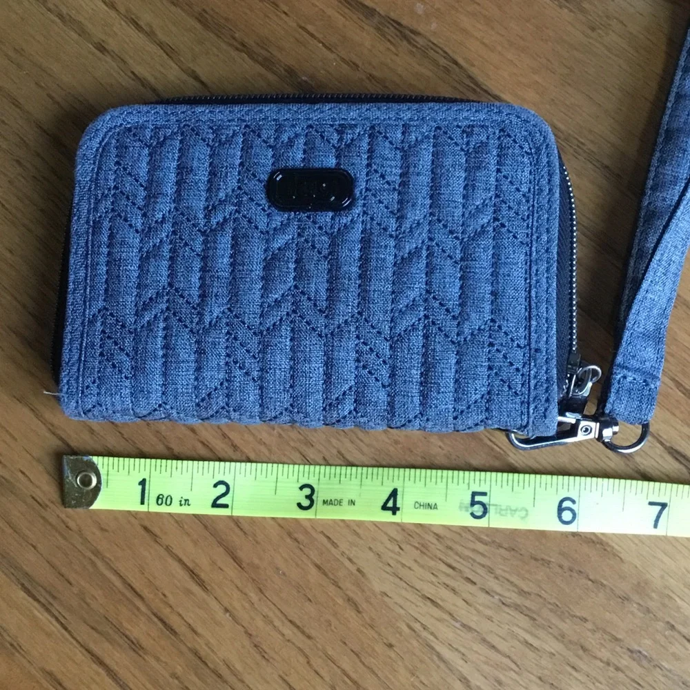 Lug Rodeo Quilted Dark Gray‎ RFID Wristlet Wallet Card Holder